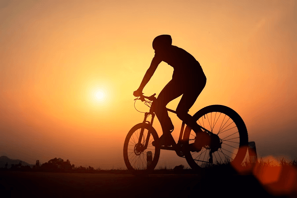 Benefícios ao Pedalar ao Sol